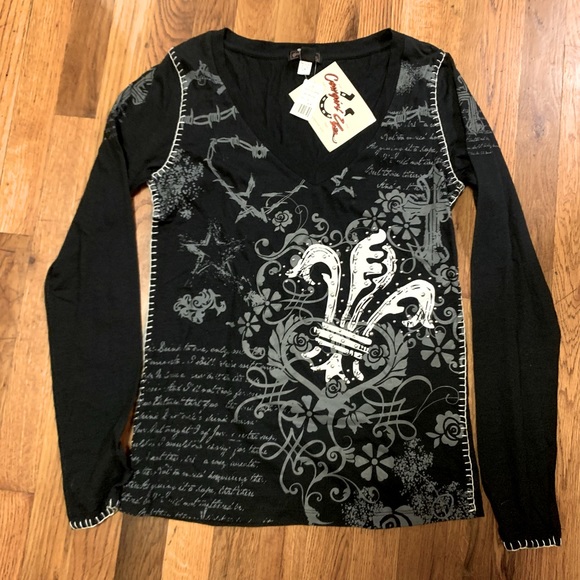 Cowgirl Up Tops - NWT Cowgirl Up Long Sleeve Shirt size Medium with Buck stitching